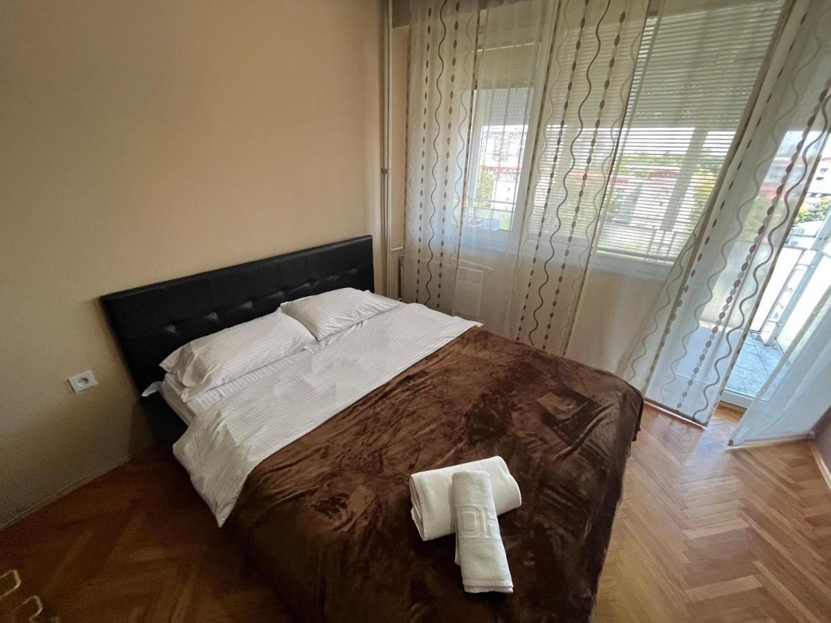 Mickitos Mm Apartment Skopje Exterior photo
