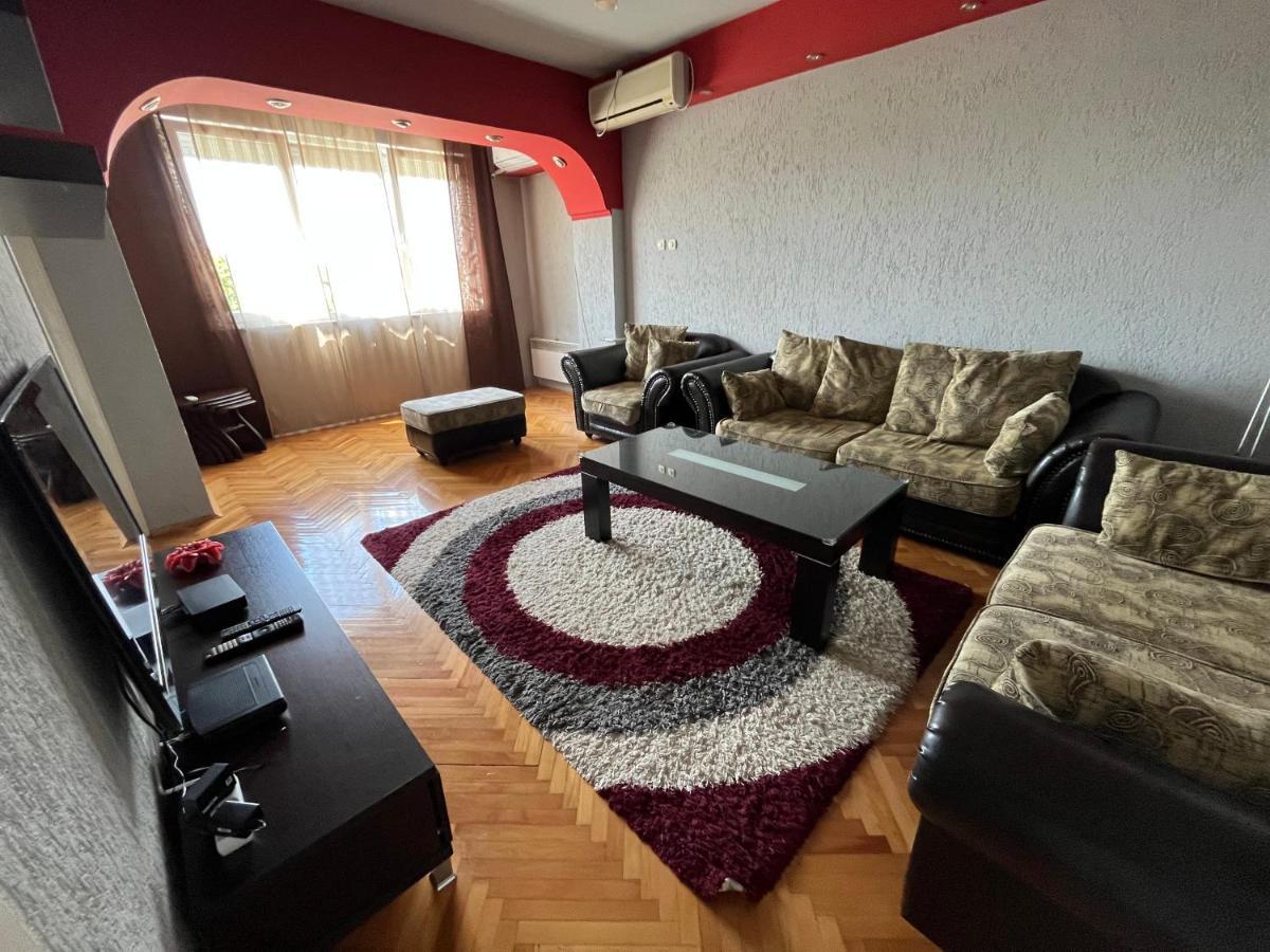 Mickitos Mm Apartment Skopje Exterior photo